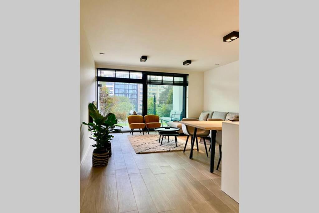 Schitterend Nieuwbouw Appartement In Gent Eksteriør bilde